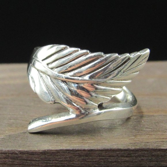 Jewelry - Size 7 Sterling Silver Wrap Style Leaf Band Ring Vintage